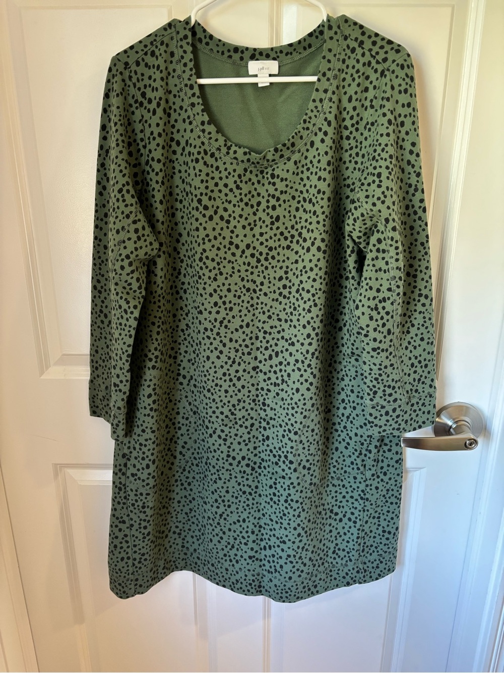 J. Jill Olive Green Long-Sleeve Printed Shift Dress with Pockets